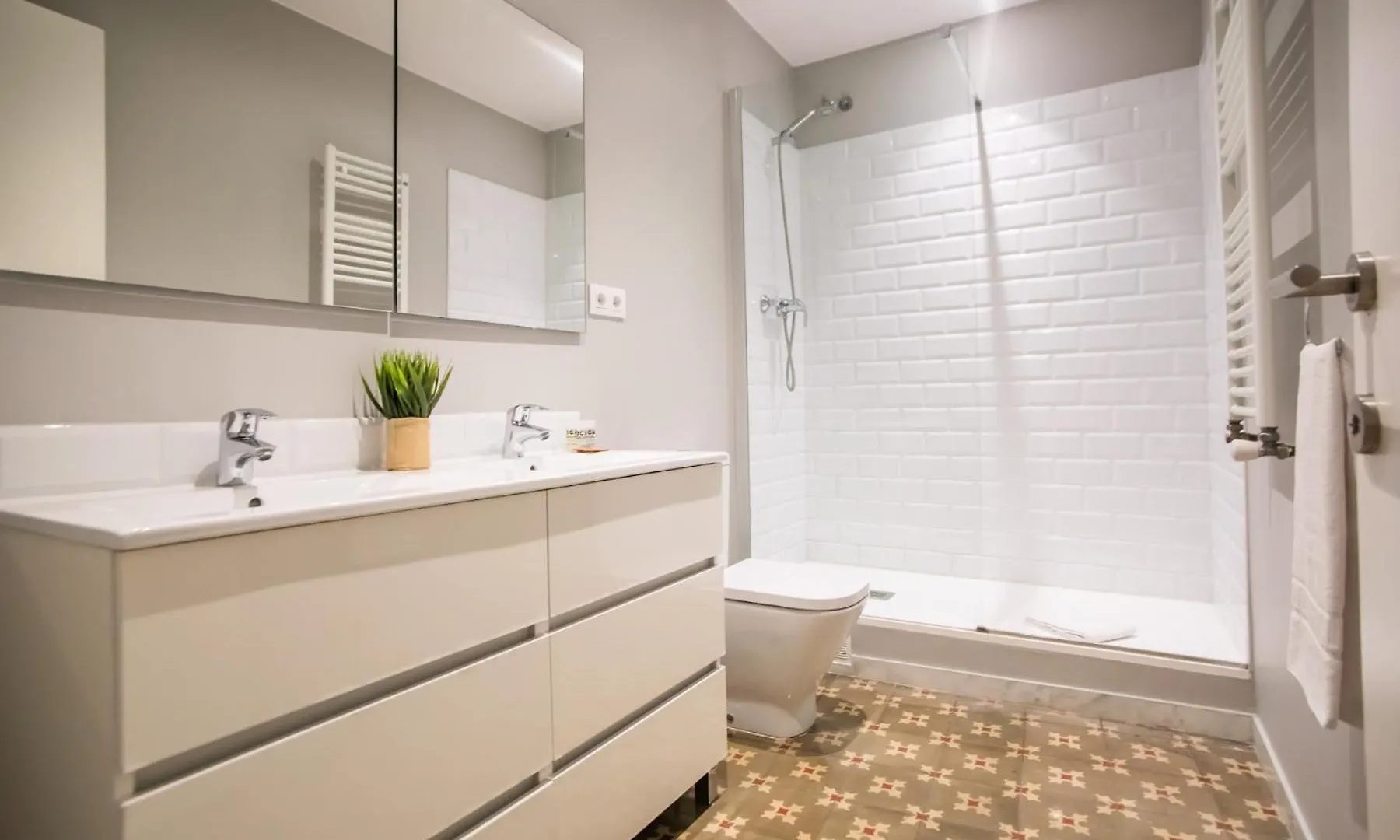 E1Mal1079- Fantastic 2Br Flat In The Center Lejlighed Barcelona Spanien